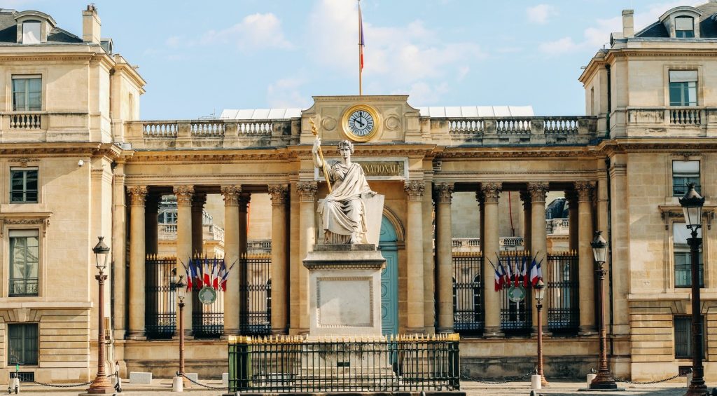 تحصیل در فرانسه با مدرک دیپلم