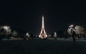 اقامت فرانسه