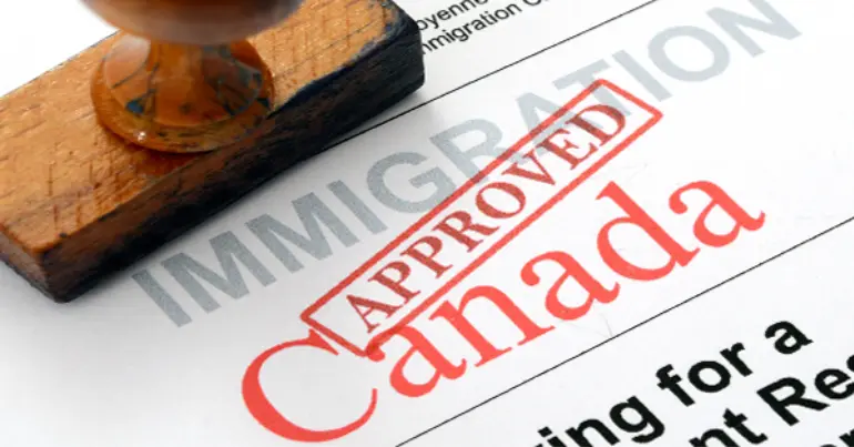 نحوه درخواست اقامت در کانادا از طریق فرایند پایه PNP